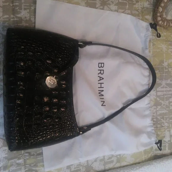 NWOT Brahmin Black Crocodile Shiny Leather Shoulder Bag - Picture 10 of 12